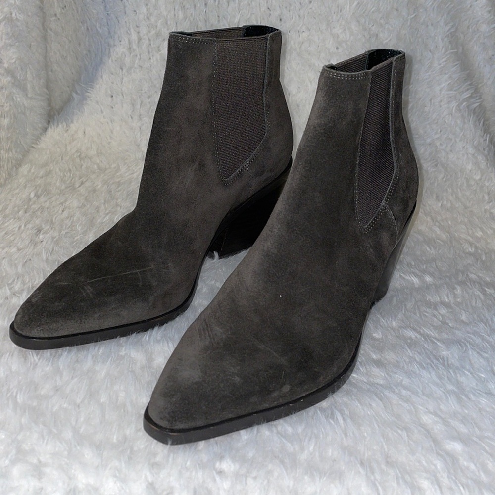 Rag and bone suede pointy chelsea boot 37